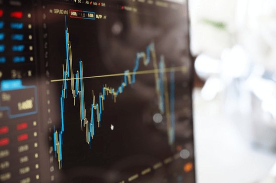 金价跌回3字头、半年回撤30%,牛市终结还是深度调整